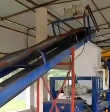 FULL AUTOMATIC CONCRETE BLOCK MACHINE